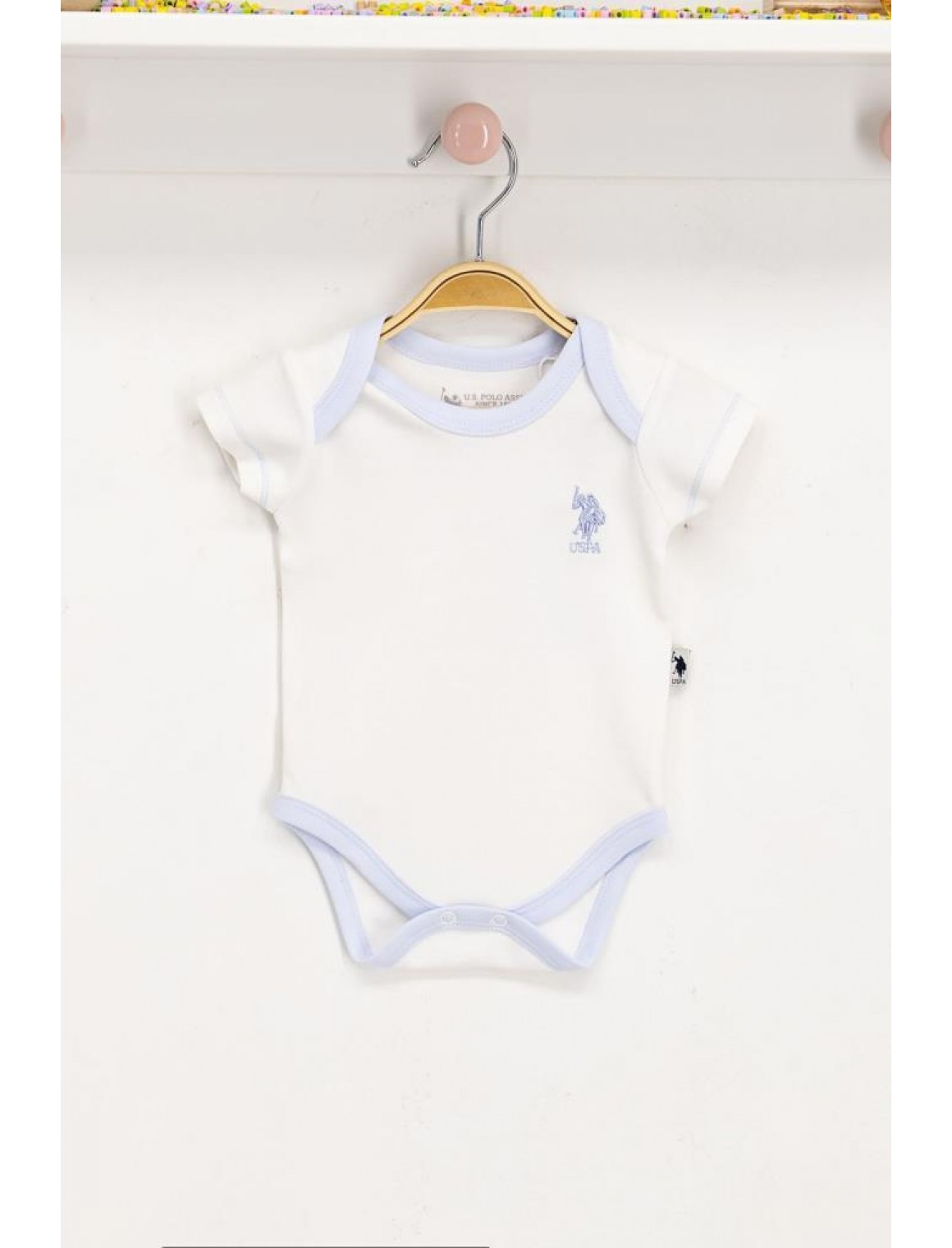 Erkek Bebek Krem Lisanslı Body Zıbın